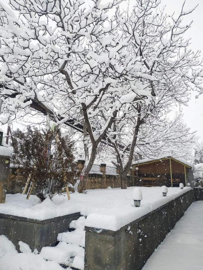 Guest House Nataly Yeghegnadzor Exterior photo
