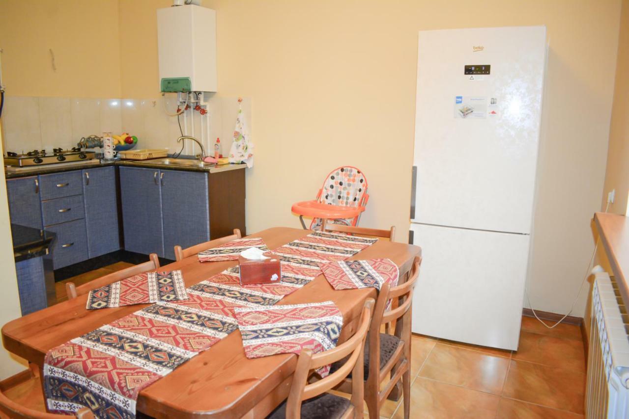 Guest House Nataly Yeghegnadzor Exterior photo