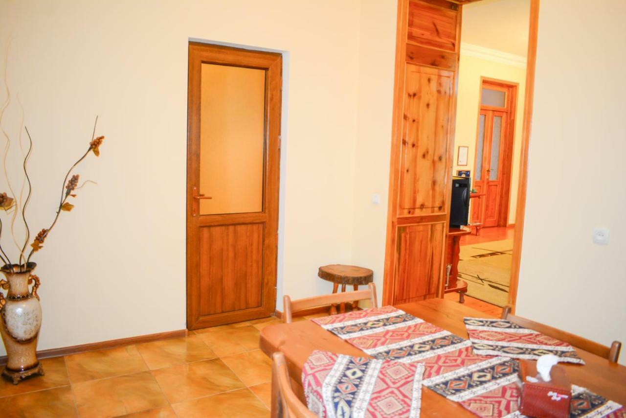 Guest House Nataly Yeghegnadzor Exterior photo