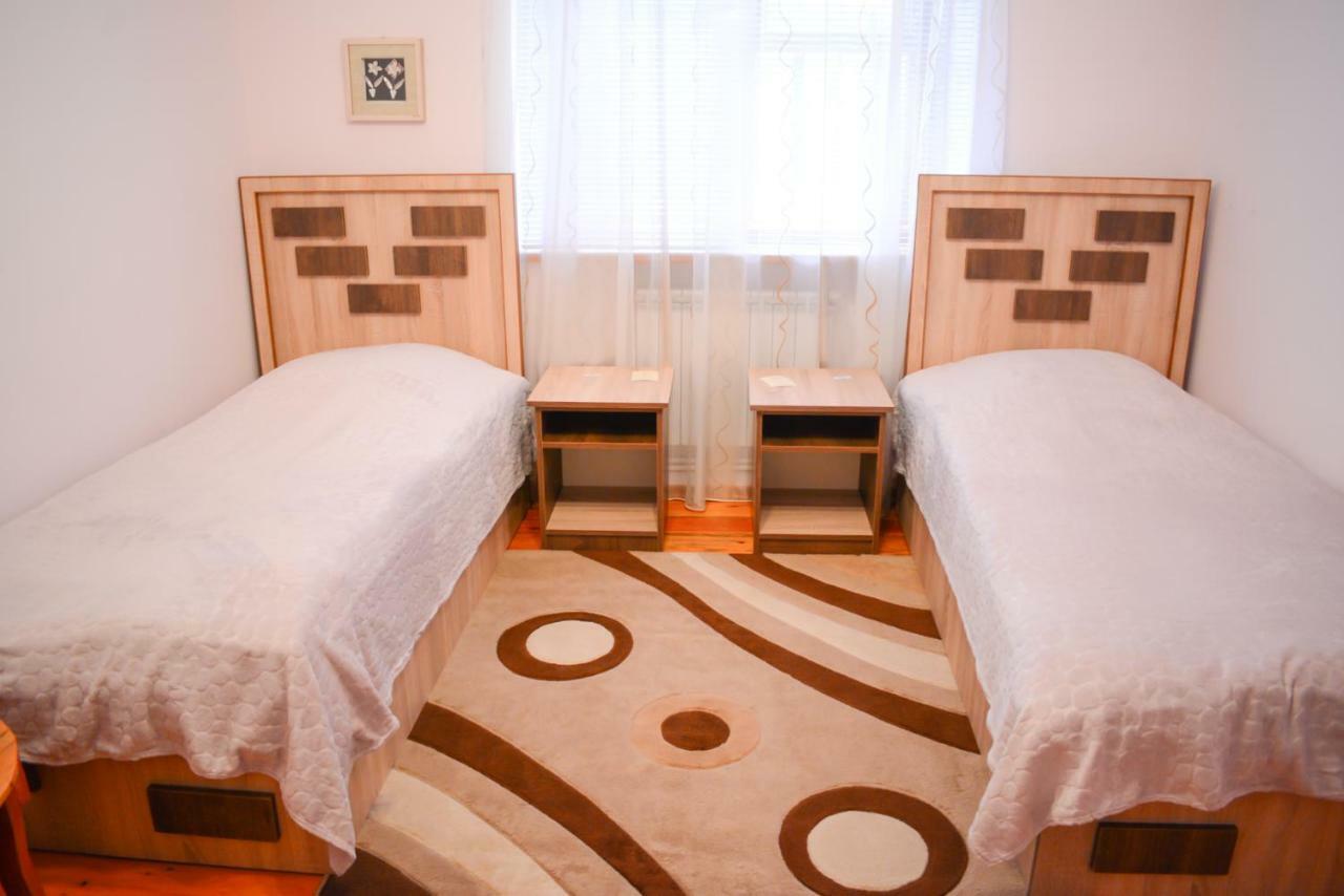 Guest House Nataly Yeghegnadzor Exterior photo