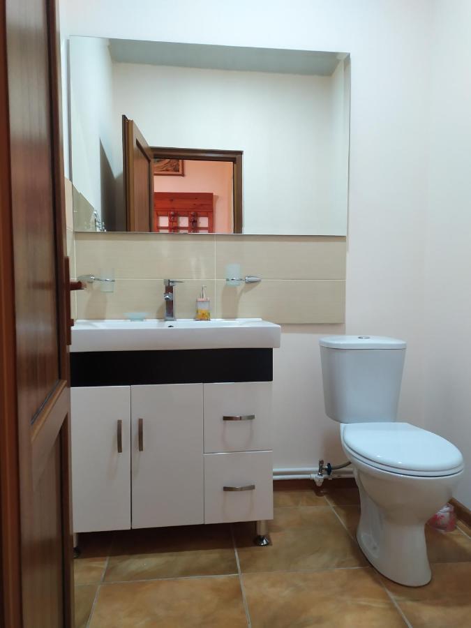 Guest House Nataly Yeghegnadzor Exterior photo